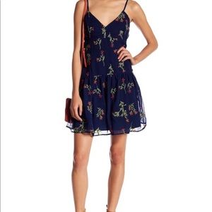 NWOT Romeo & Juliet C embroidered cami dress